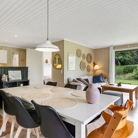 Goeran - 30km From The Sea By Interhome Feriehus *